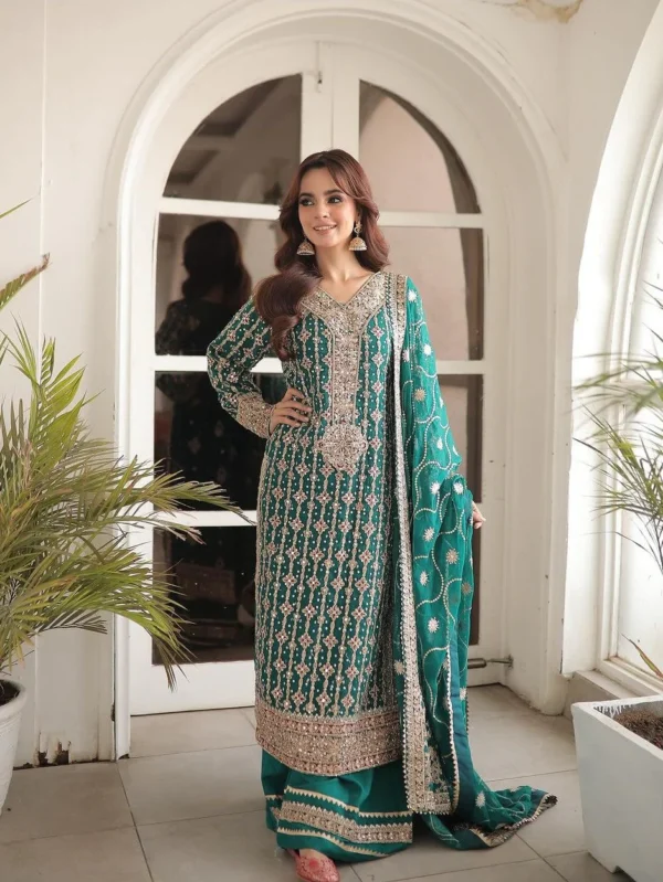luxury formal pakistani clothes