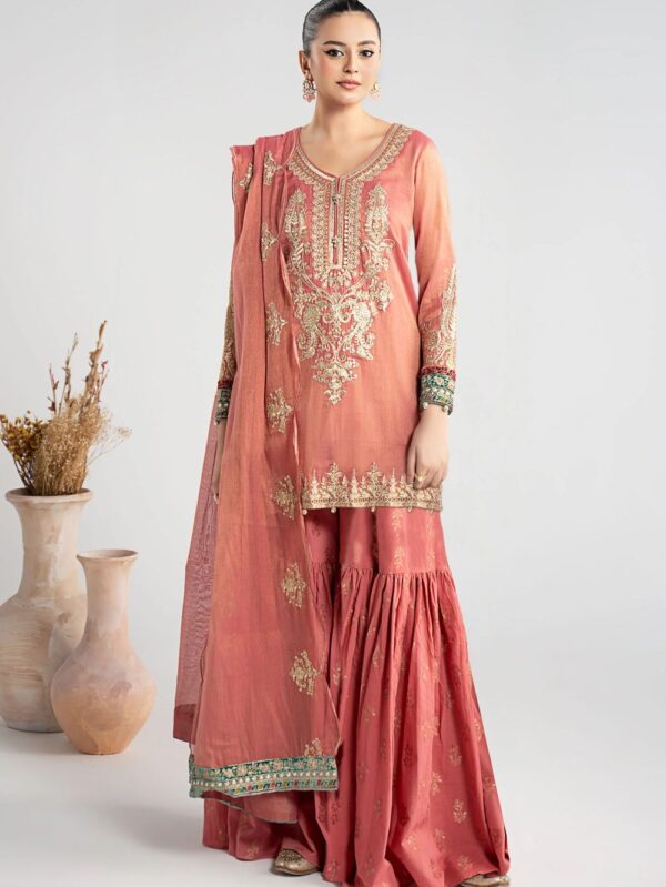 Pakistani Formal dresses in UK online