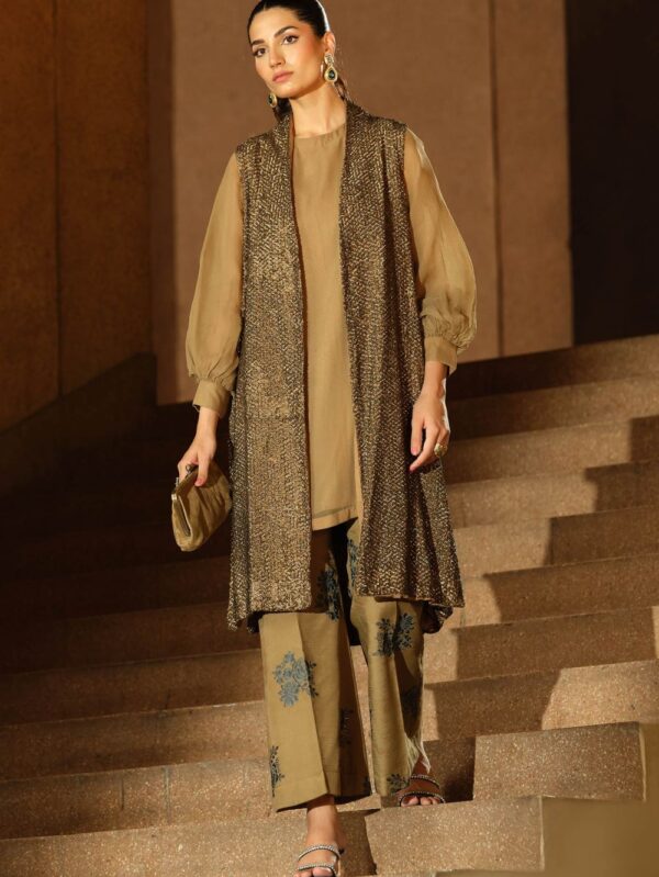 Luxury pakistani clothes online