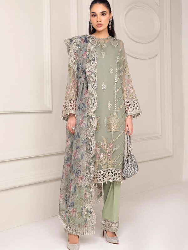 Pakistani Formal dresses bu Maria B in UK online