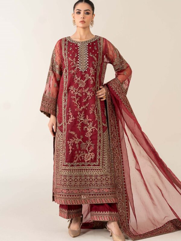 Luxury Pakistani clothes online