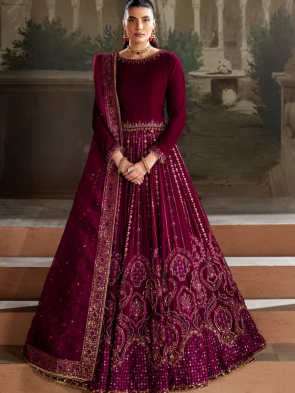 Naqshi Pakistan Official Dresses in UK online