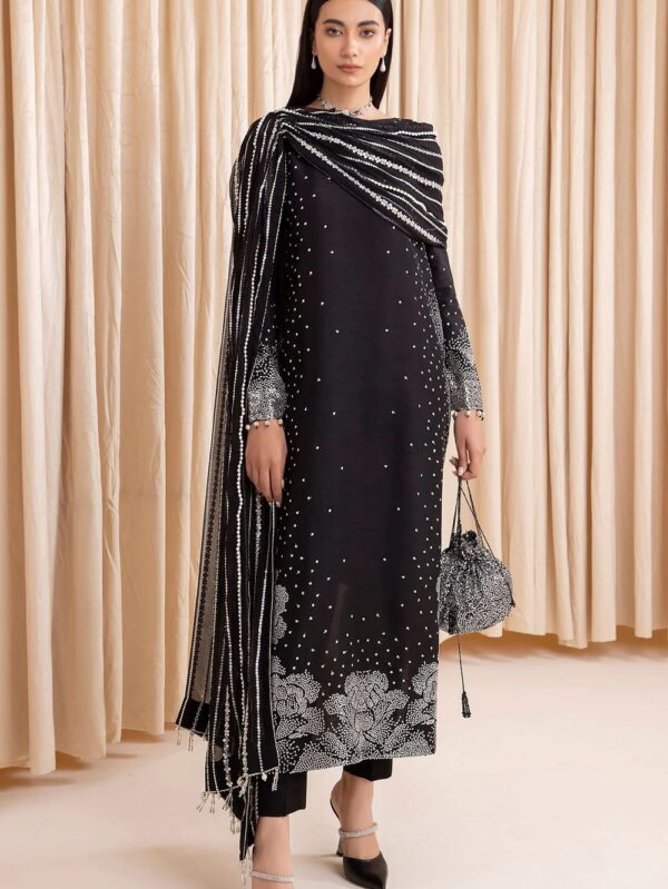 Pakistani Formal dresses in UK online