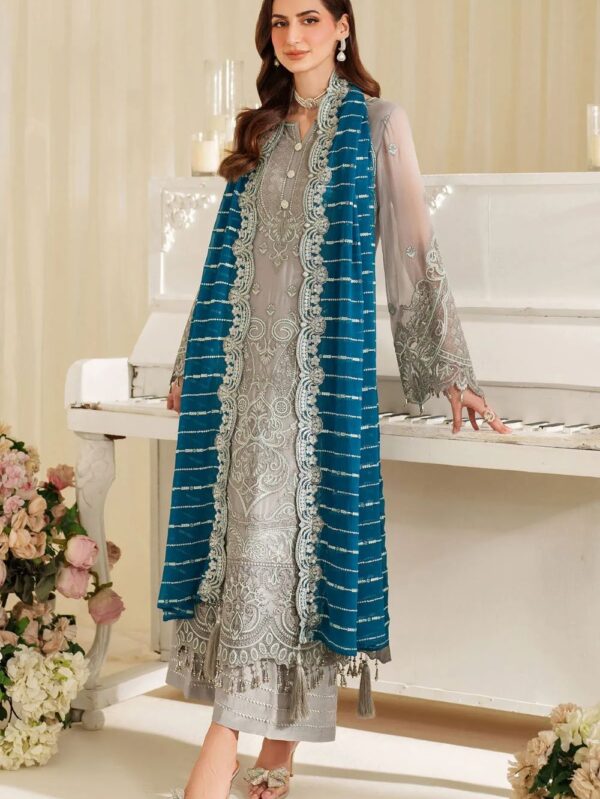 Pakistani Formal dresses in UK online