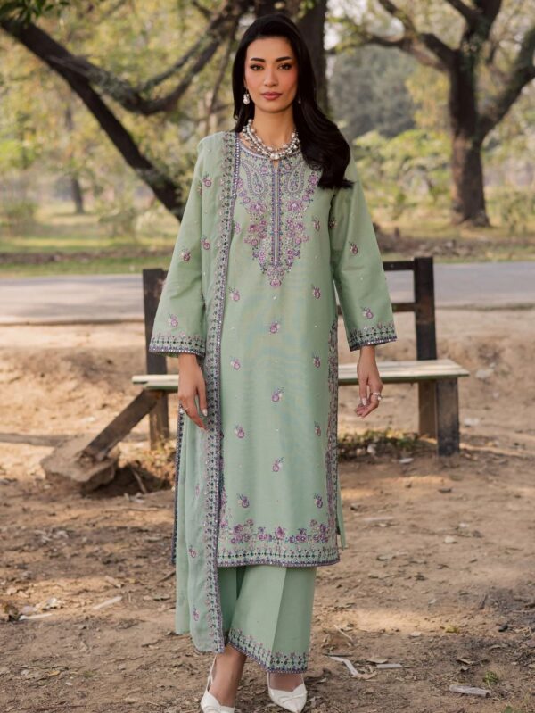 Pakistani Formal dresses in UK online