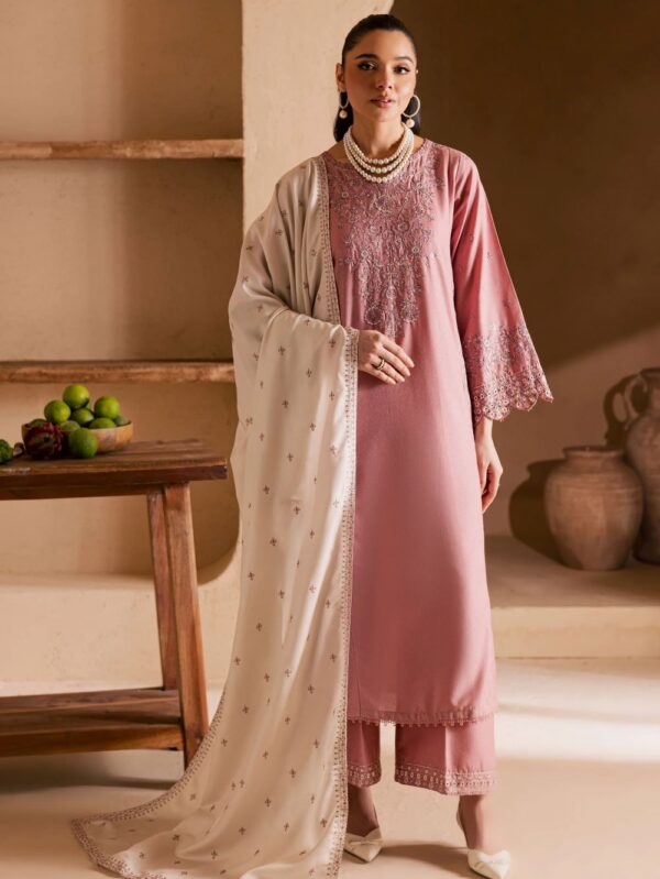 Pakistani Formal dresses in UK online