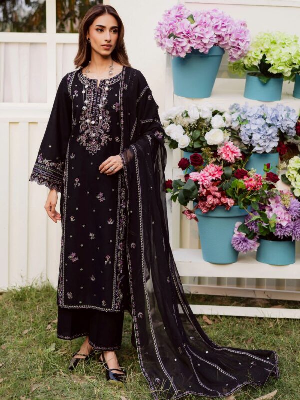 Pakistani Formal dresses in UK online
