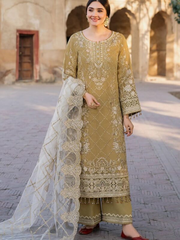 Pakistani Formal dresses in UK online
