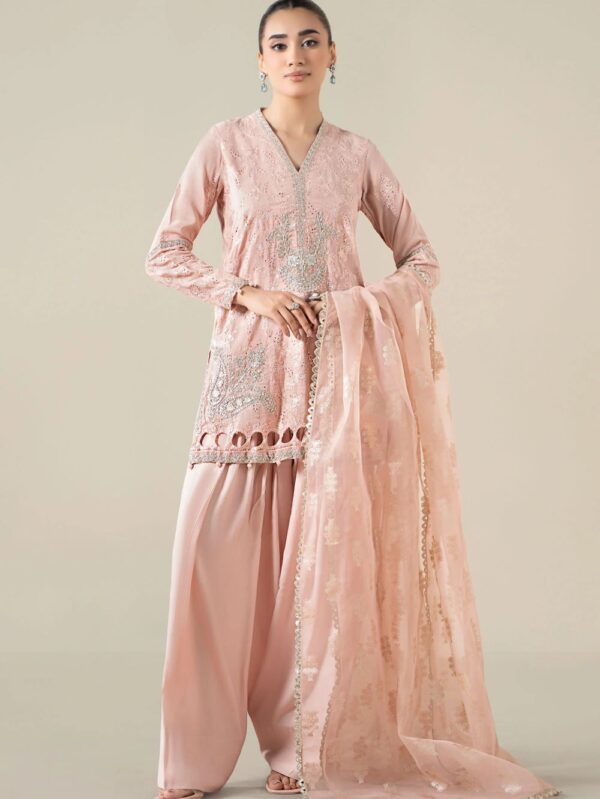 Pakistani Formal dresses in UK online