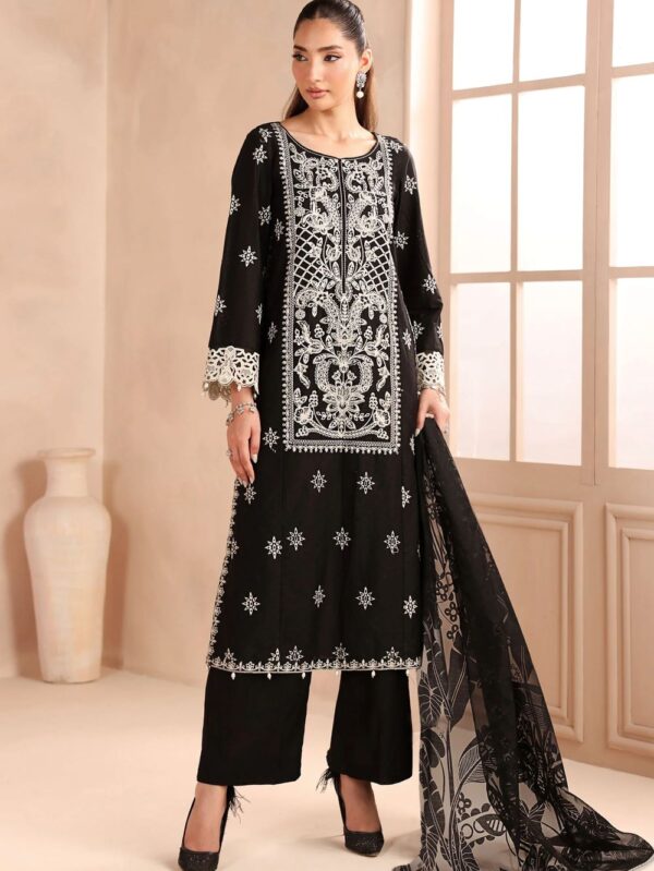 Pakistani Formal dresses in UK online