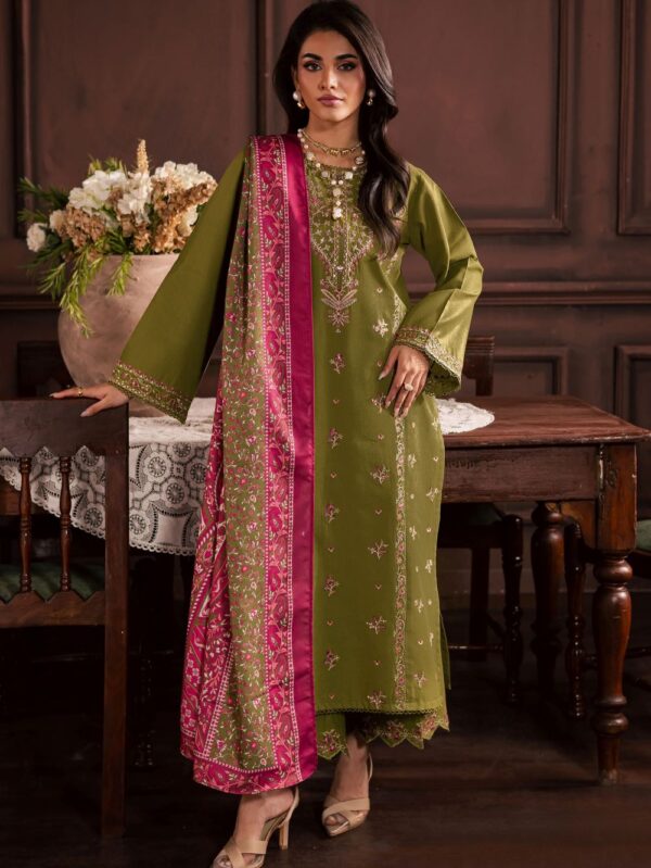 Pakistani Formal dresses in UK online