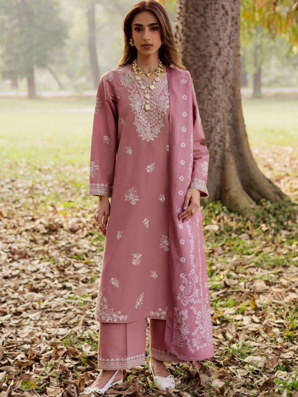 Pakistani Formal dresses in UK online