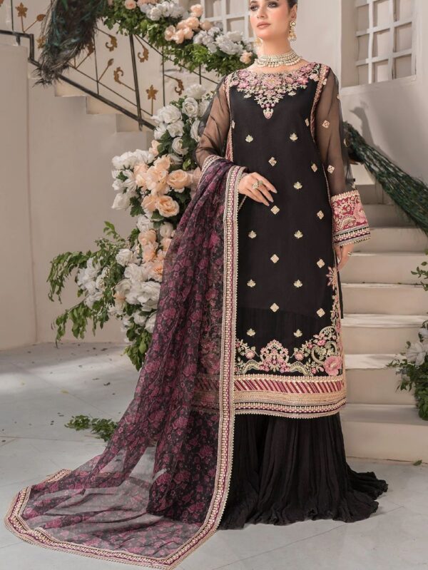 Pakistani Formal dresses in UK online
