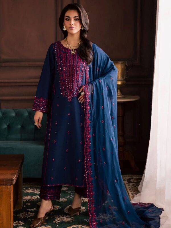 Pakistani Formal dresses in UK online