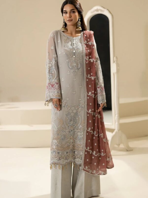 Pakistani Formal dresses in UK online
