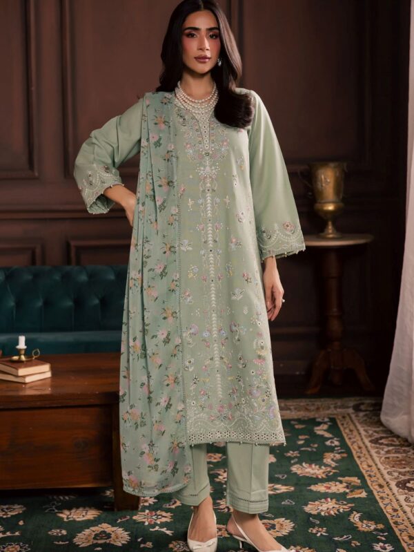 Pakistani Formal dresses in UK online