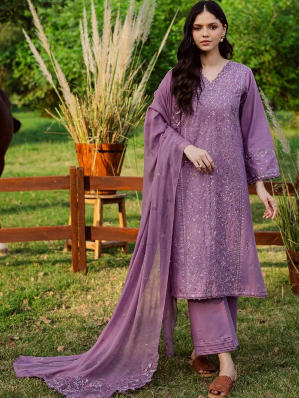 Pakistani Formal dresses in UK online