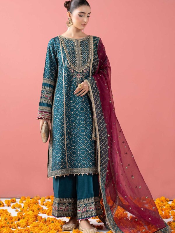 Pakistani Formal dresses in UK online