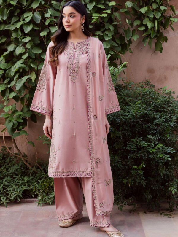 Pakistani Formal dresses in UK online