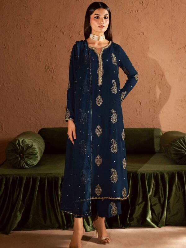 Pakistani Formal dresses in UK