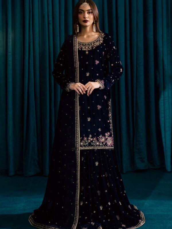 Pakistani Formal dresses in UK online
