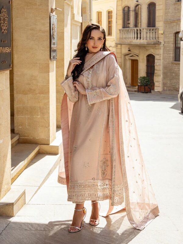 Pakistani Formal dresses in UK online