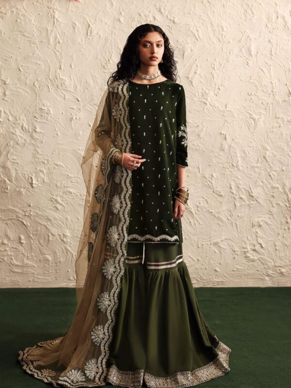 Pakistani Formal dresses in UK online