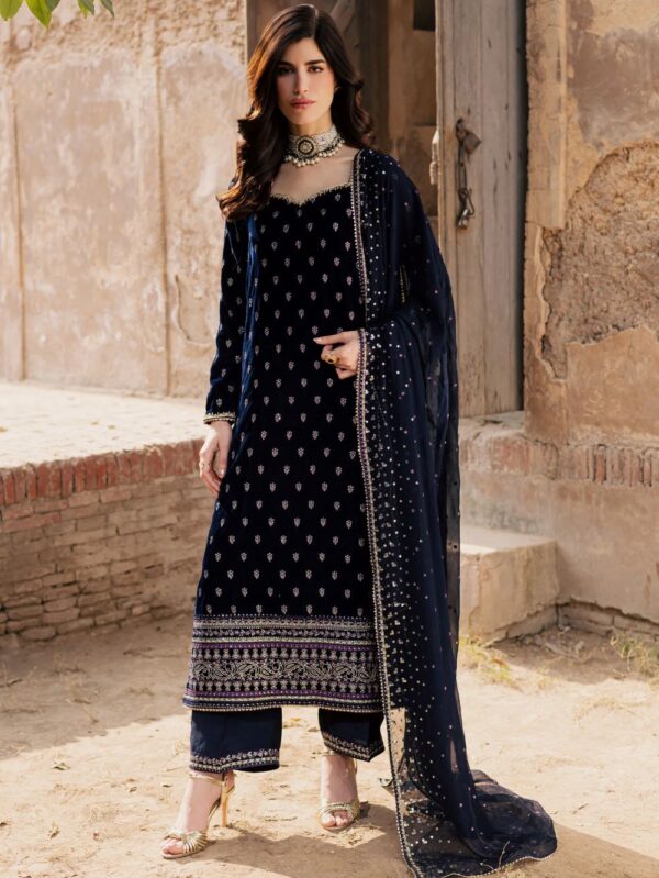 Pakistani Formal dresses in UK online