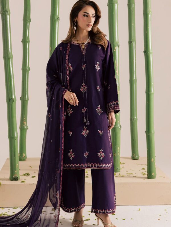 Pakistani Formal dresses in UK online