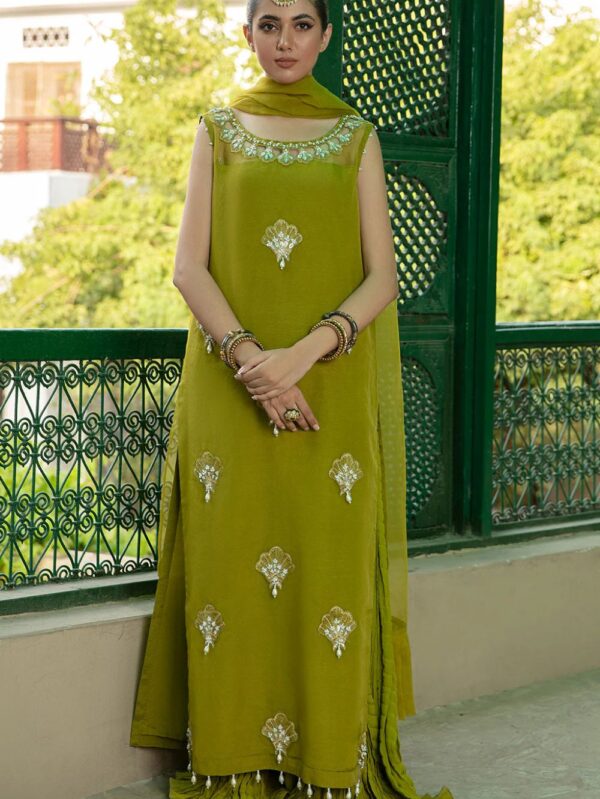 Pakistani Formal dresses in UK online