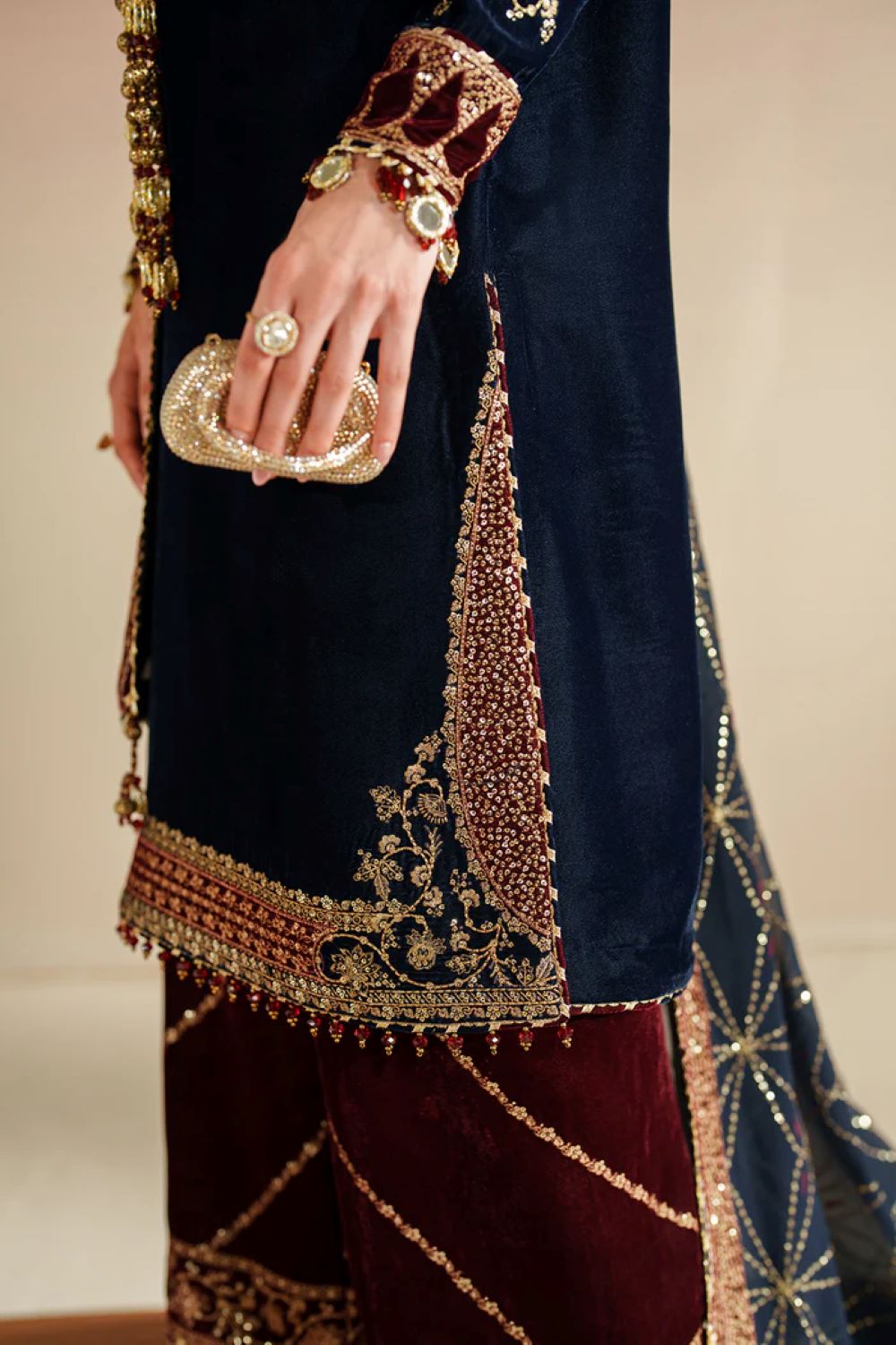 Jazmin | Embroidered Velvet Formal VVF D-7 | Ready To Wear - Image 5