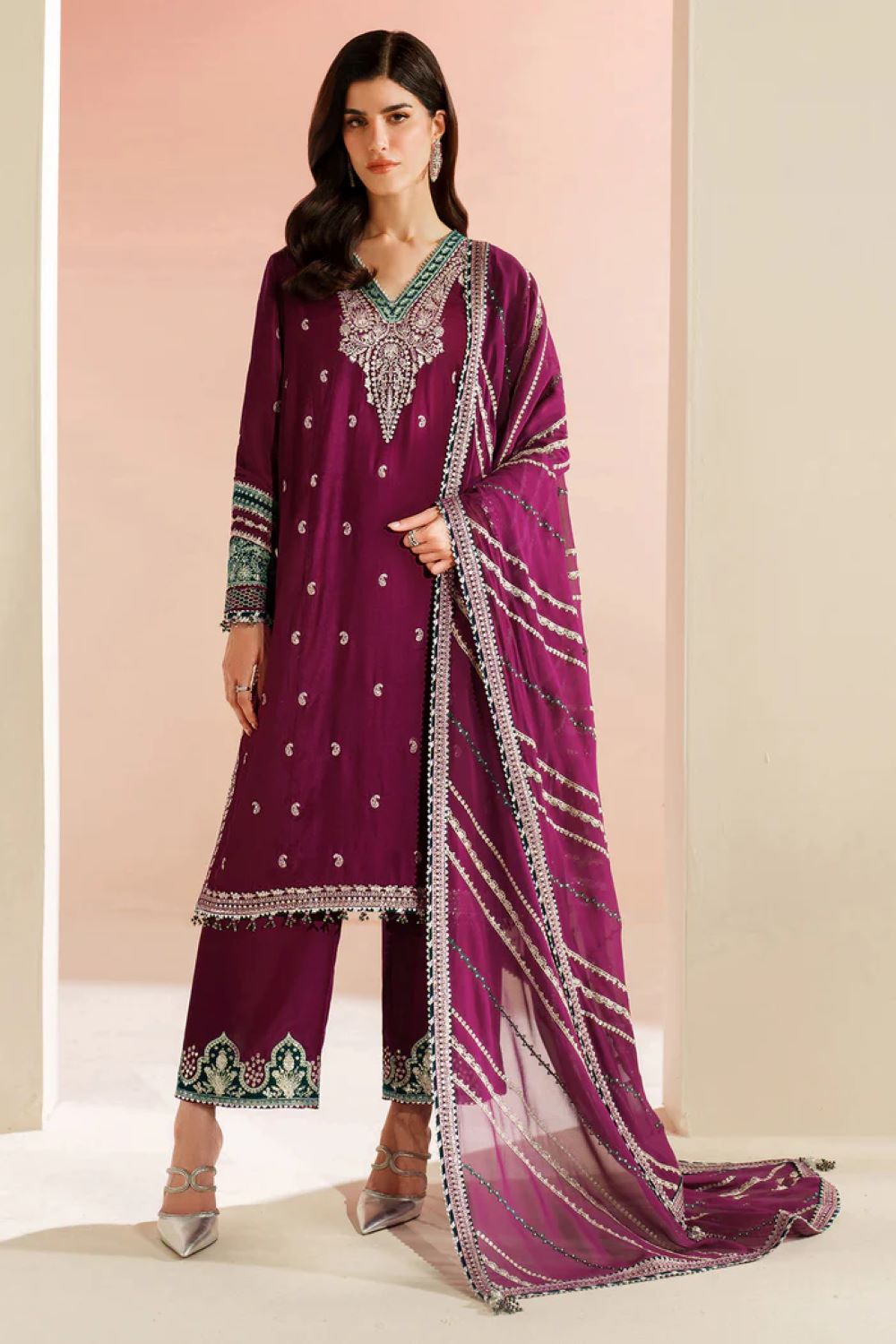 Jazmin | Embroidered Velvet Formal VVF D-6 | Ready To Wear - Image 3