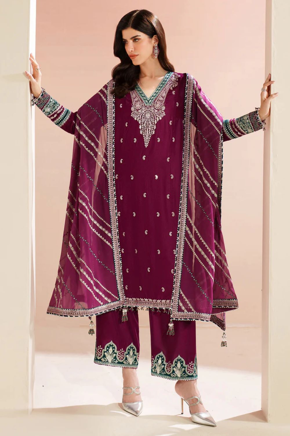 Jazmin | Embroidered Velvet Formal VVF D-6 | Ready To Wear - Image 7