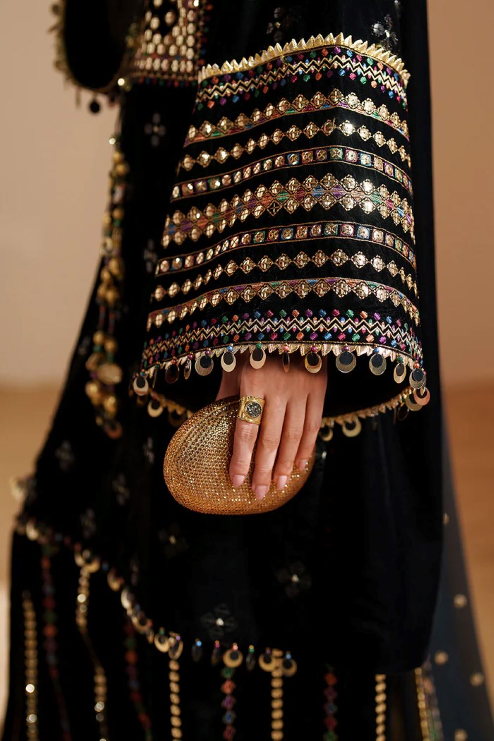 Jazmin | Embroidered Velvet Formal VVF D-5 | Ready To Wear - Image 5