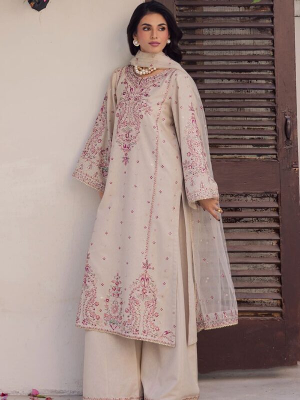 Pakistani Formal dresses in UK online