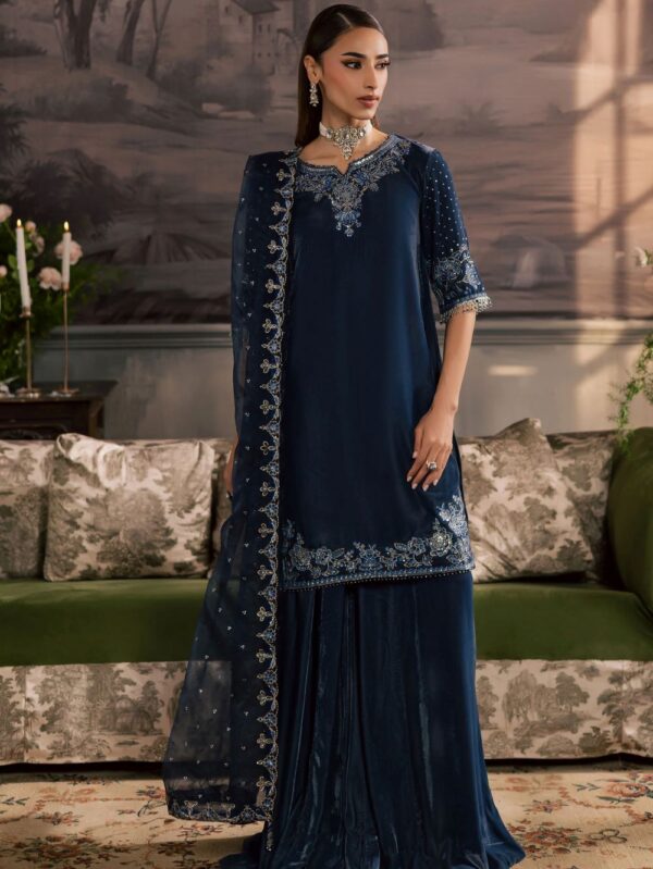 Pakistani Formal dresses in UK online