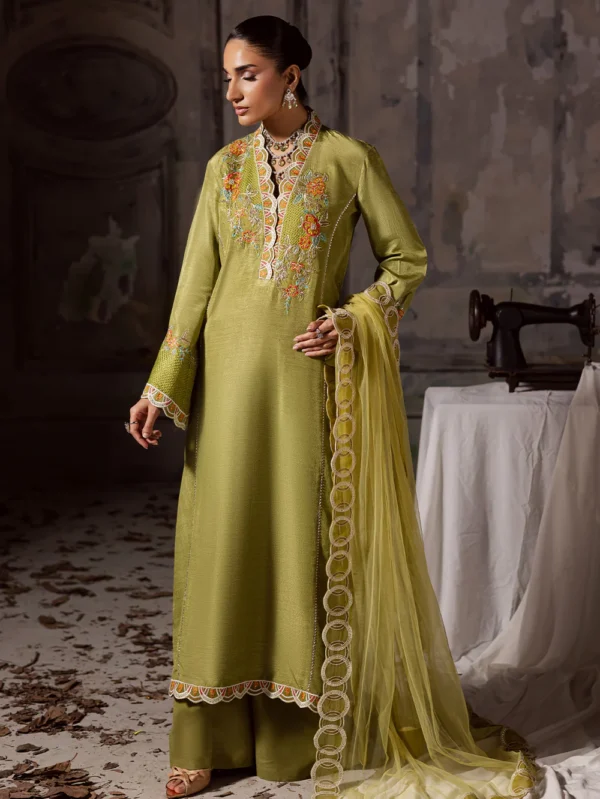 Pakistani Formal dresses in UK online