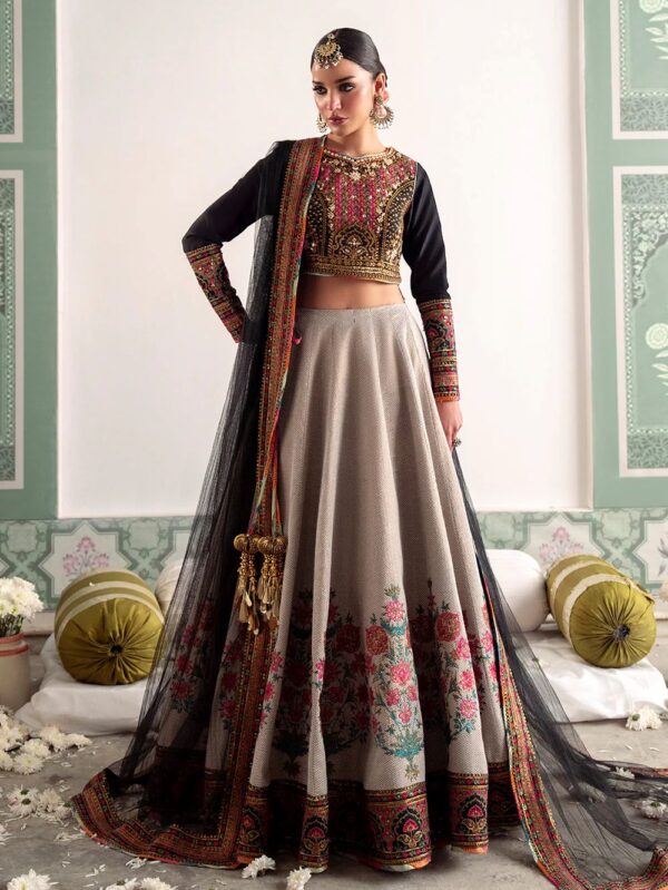 Pakistani Formal dresses in UK online