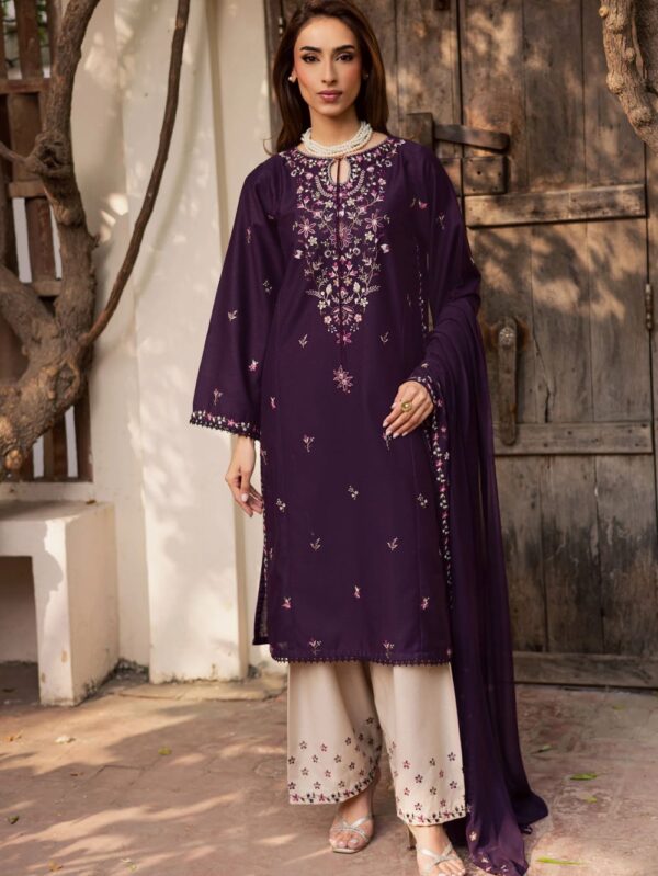 Pakistani Formal dresses in UK online