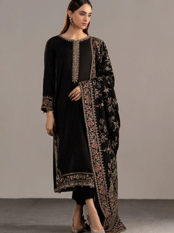 Pakistani Formal dresses in UK online