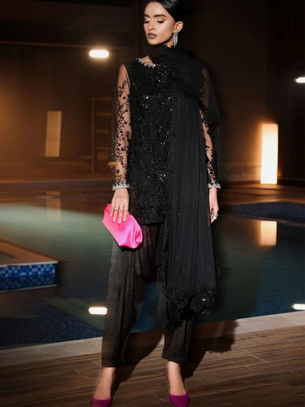 Pakistani Formal dresses in UK online