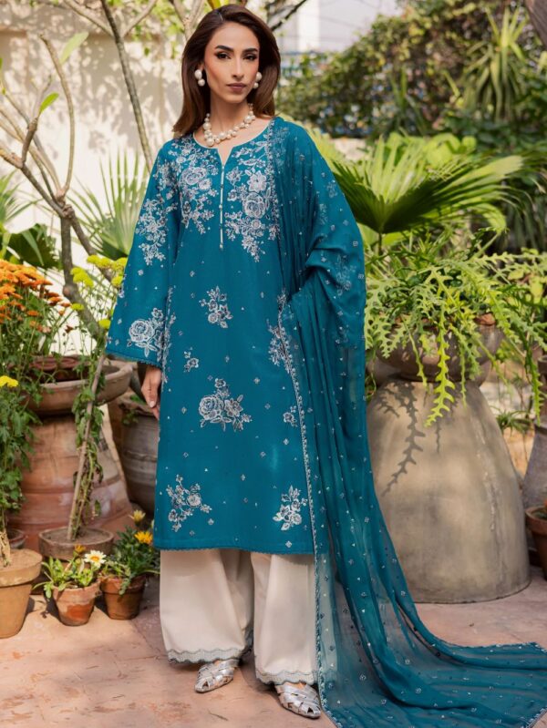 Pakistani Formal dresses in UK online