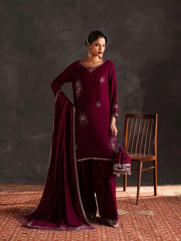 Pakistani Formal dresses in UK online