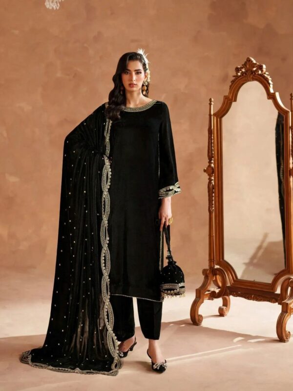 Pakistani Formal dresses in UK online