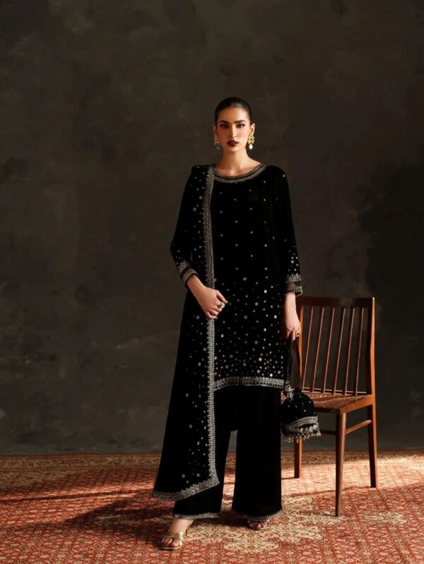 Pakistani Formal dresses in UK online