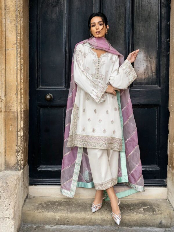 Pakistani Formal dresses in UK online