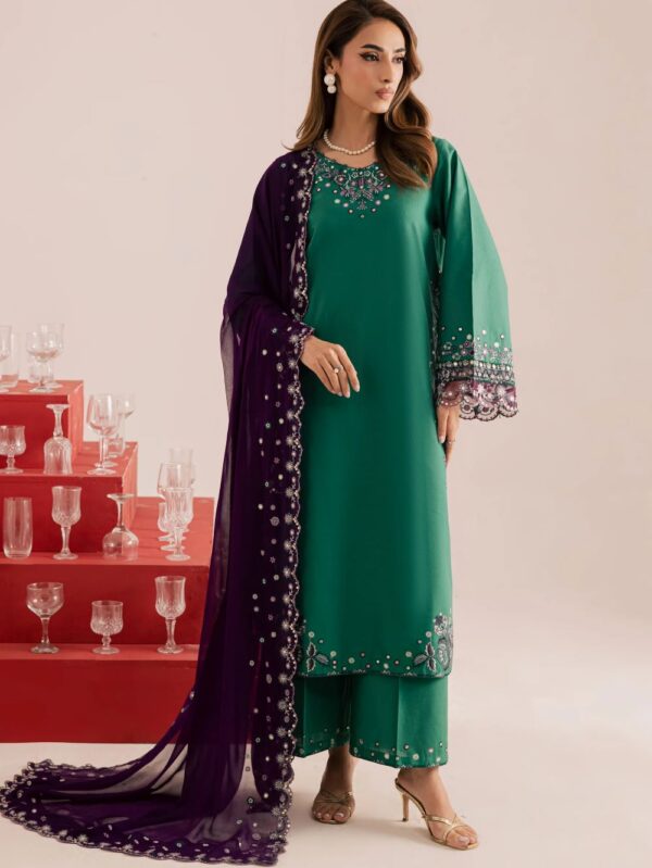 Pakistani Formal dresses in UK online