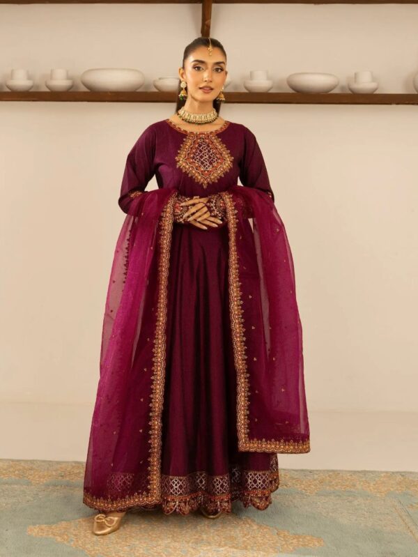 Pakistani Formal dresses in UK online