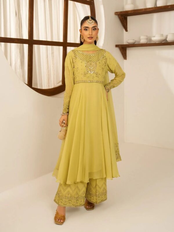 Pakistani Formal dresses in UK online