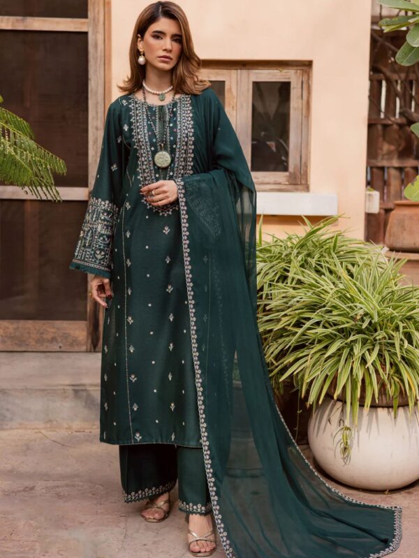 Pakistani Formal dresses in UK online